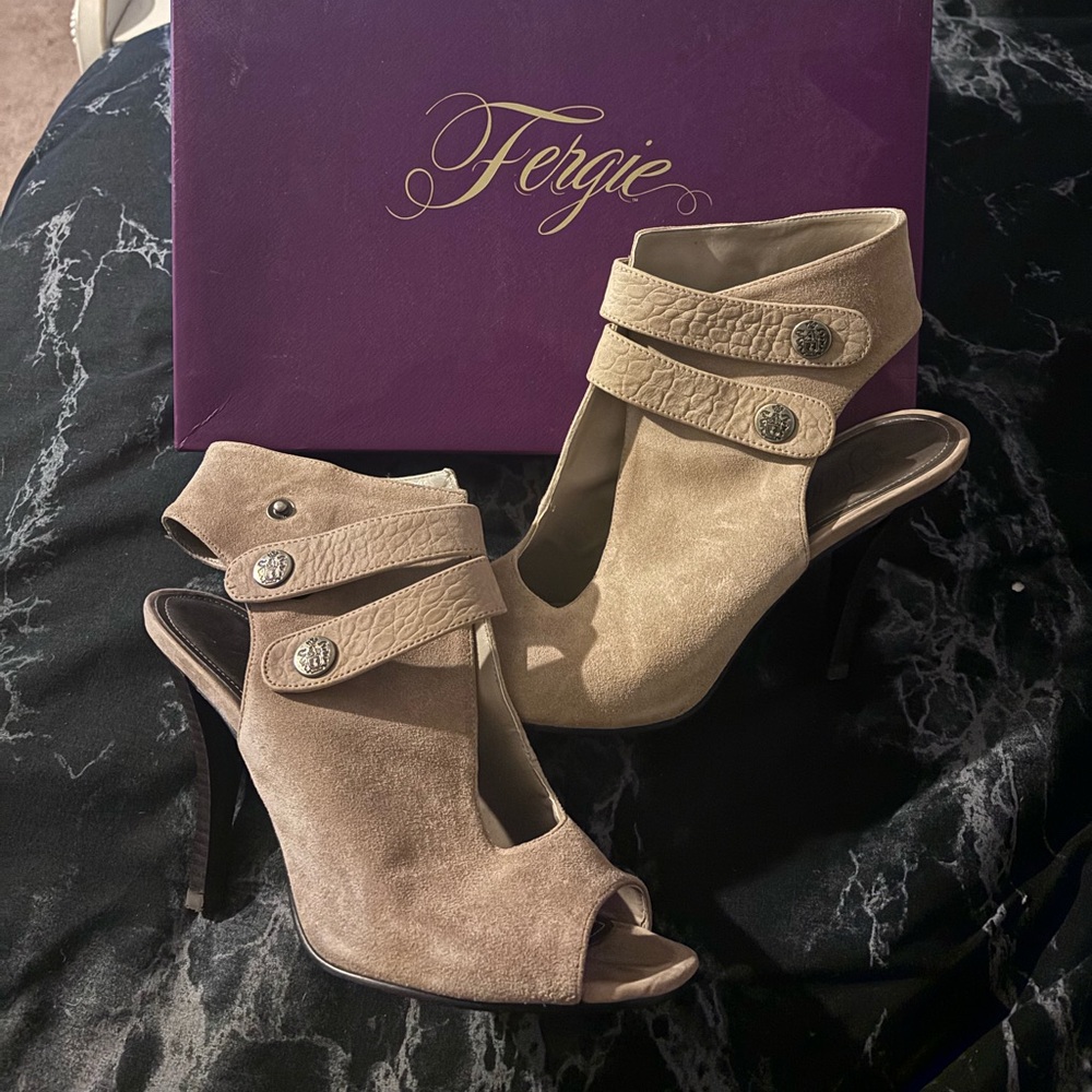 Vintage Fergie Heels